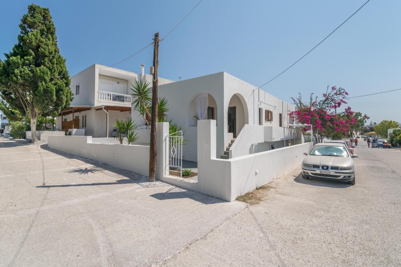 Granny's Yard Homestay Adamantas (Milos)