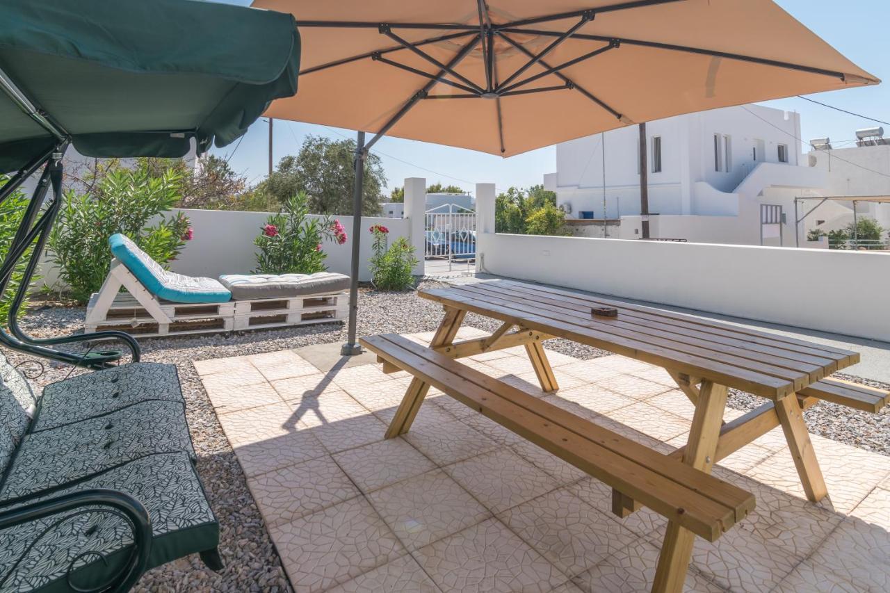 Granny's Yard Homestay Adamantas (Milos)
